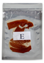 Sachet sous vide de l'échantillon du jambon C